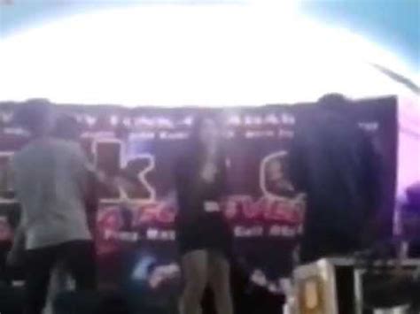 Artis Dangdut Hot Goyang Itik Digesek Gesek Lagu Janda Bodong Hot YouTube