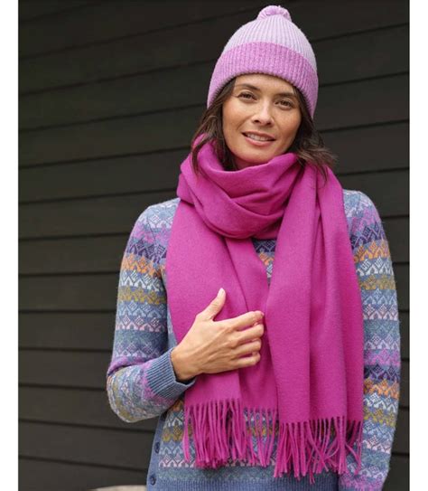 Bright Fuchsia Pure Wool | Wide Pure Wool Scarf