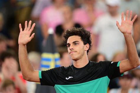 Tennis Francisco Cerundolo Remporte Son Deuxième Titre à Eastbourne