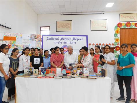 Dev Samaj College of Education holds 'book donation' event - Chandigarh
