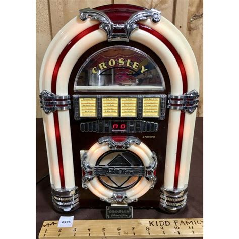 CROSLEY COLLECTORS EDITION JUKEBOX CD PLAYER/RADIO - 15in TALL