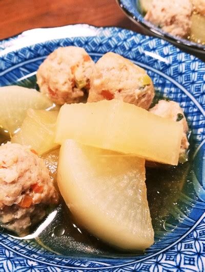 大根と鶏だんごの煮物 By まんまるまうちゃん 【クックパッド】 簡単おいしいみんなのレシピが396万品