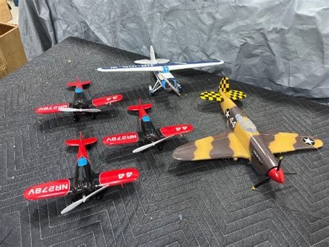 Custom Hand Made Model Airplanes | Online Auctions | Proxibid