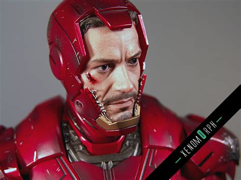 Hot Toys Avengers Iron Man Mark Vii Battle Damaged Mms Photo Review