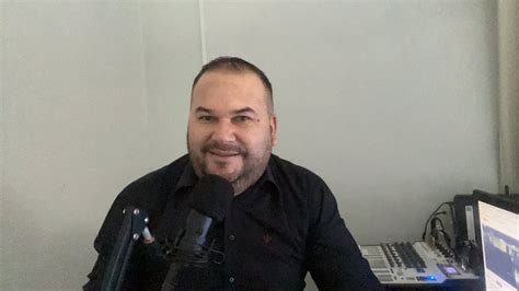 Pastor Haroldo Ribeiro está transmitindo ao vivo Há tempo para todas