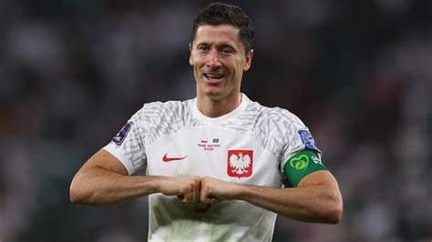 Fifa World Cup 2022 Robert Lewandowski And Poland Secure 2 0 Win Over