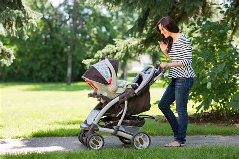 Lightweight and Compact Strollers For Spring | POPSUGAR Family