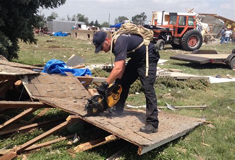 Offutt Afb Supports Tornado Victims Air Force Article Display