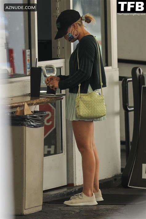 Hilary Duff Sexy Seen Flaunting Her Hot Legs After Tennis Class In Studio City AZNude