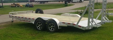 18' UTILITY TRAILER WITH RAMPS