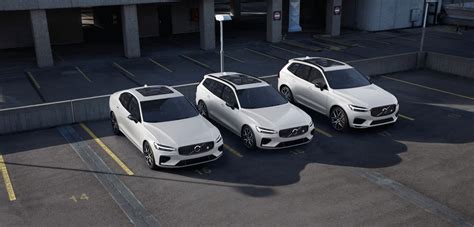 Volvo adds 415hp plug-in hybrid electric SUV and wagon to 2020 line-up ...