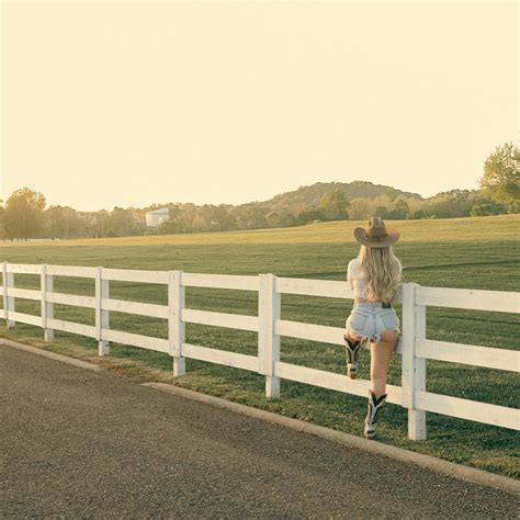 XOLEX Channeling the Grit and Grandeur of Small-Town Roots in "Daisy