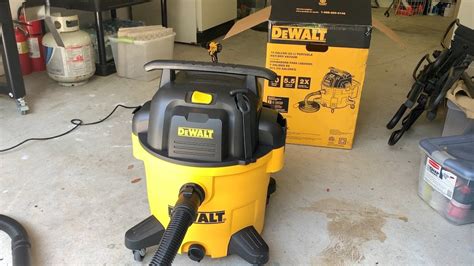 Dewalt Gallon Shop Vac Wet Dry Vacuum Youtube