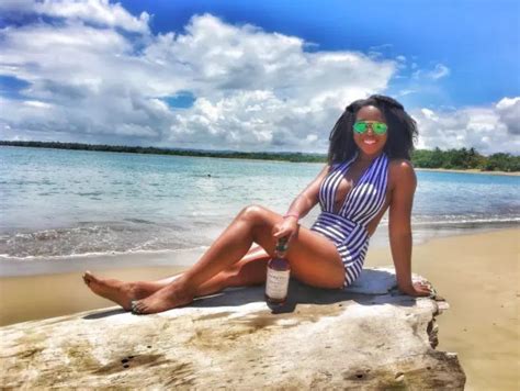 Đỉnh cao tôn dáng Mẫu bikini 1 mảnh đơn giản được gần 2 000 chị em trên thế giới tấm tắc khen