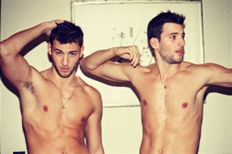 Uomini Hot Le Foto Dei Gemelli Che Spopolano Sui Social Network FOTO