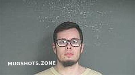 GARBIN TY GERARD 08 24 2022 Van Buren County Mugshots Zone