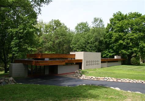 Eric and Pat Pratt House – Michigan Modern