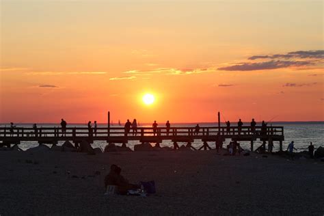 Sunset Cedar Beach Mtsinai Long Island Smithsonian Photo Contest