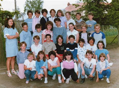 Photo De Classe Cm De Ecole Notre Dame Dourdan