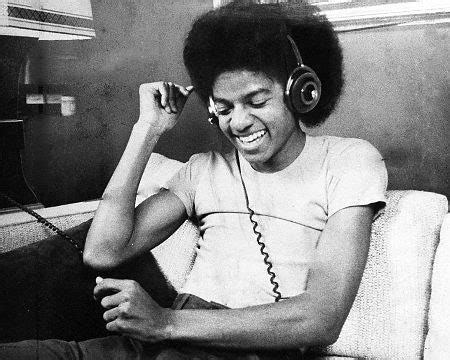 Your fav pic, MJ with afro hair!!! :D - Michael Jackson Answers - Fanpop