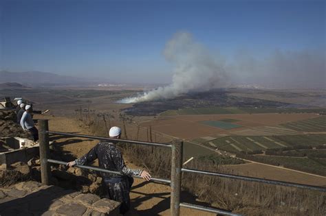 Syrian rebels capture sole border crossing between Israel and Syria in ...