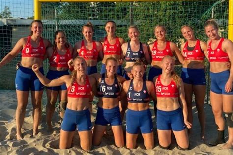Las jugadoras de la Selección noruega de beach handball pidieron cambiar la bikini para no ser