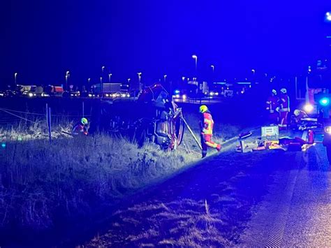 A39 bei Salzgitter Heftiger Unfall Auto überschlägt sich news38 de