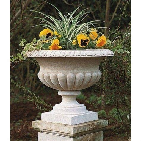 White Curved Sandstone Garden Planter At Rs 6000 In Dausa ID 23003548291