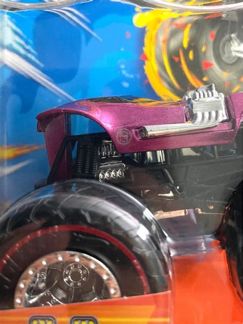 Treasure Hunt Pink Twin Mill And Volkswagen Drag Bus Monster Trucks Hot Wheels Hobbies And Toys