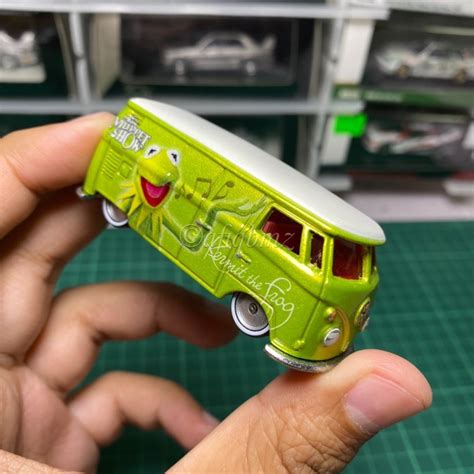 Hot Wheels Volkswagen T Panel Bus Kermit Shopee Malaysia