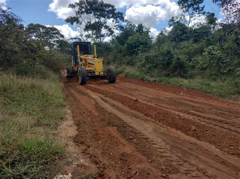 Prefeitura Realiza Reparos Nas Estradas Da Zona Rural Prejudicadas