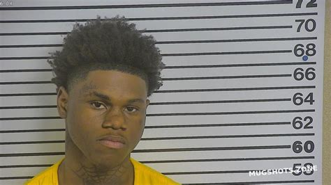 JONES RAYTRELL ALONZO 10 29 2022 Forrest County Mugshots Zone