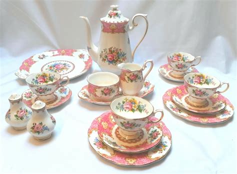 Royal Albert Lady Carlyle service - Porcelain - Catawiki