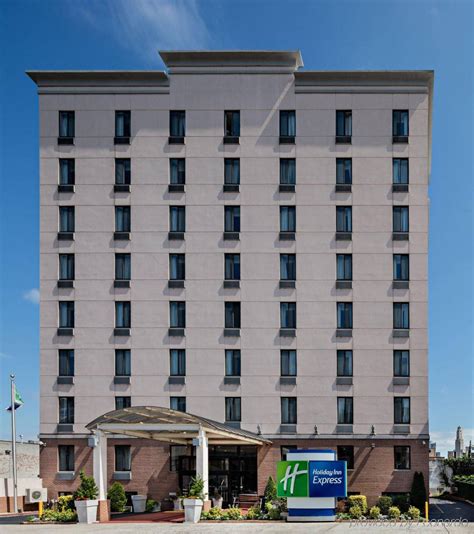 Holiday Inn Express Brooklyn | Secure Your Hotel, Self-Catering, or Bed ...