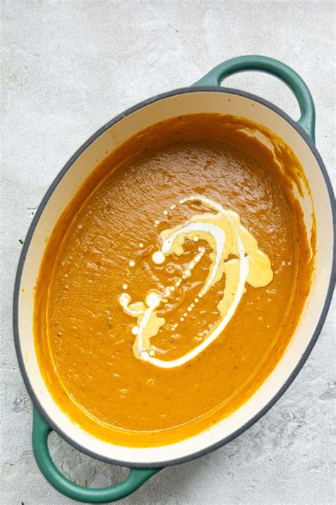 Pumpkin Soup With Garlic Bread