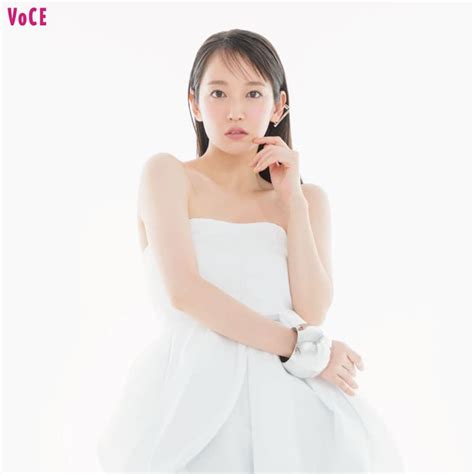 【吉岡里帆】30歳でしたいこと、見たいこと。そして、どう変わる？【cover Beauty】｜美容メディアvoce（ヴォーチェ）