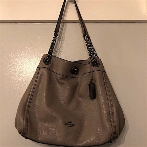 Euc Coach Pebble Leather Shoulder Bag In Taupe Brown Leather Shoulder