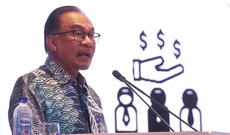 Anwar Rm E Cash Credit To All Malaysian Adults Earning Less Than