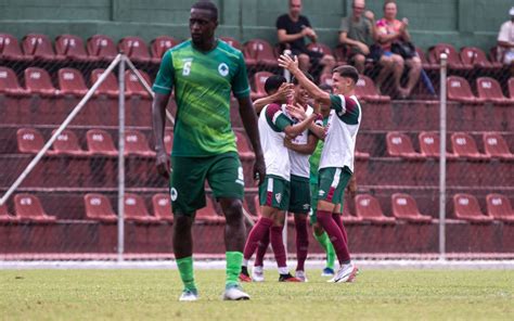 Fluminense encerra preparação para Copinha vitória sobre equipe