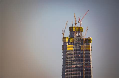 Gallery of World's Tallest Skyscraper Resumes Construction After a 5 ...