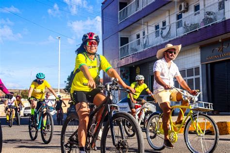 Passeio ciclístico em alusão ao Maio Amarelo movimenta manhã de domingo