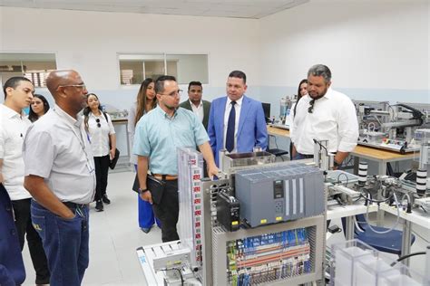 Proindustria Y El Instituto Polit Cnico Loyola Estrecha Lazos