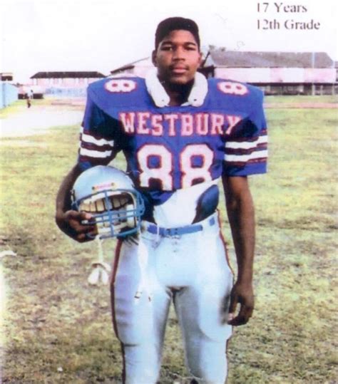 Michael Strahan unrecognizable as fresh-faced NFL rookie before iconic ...