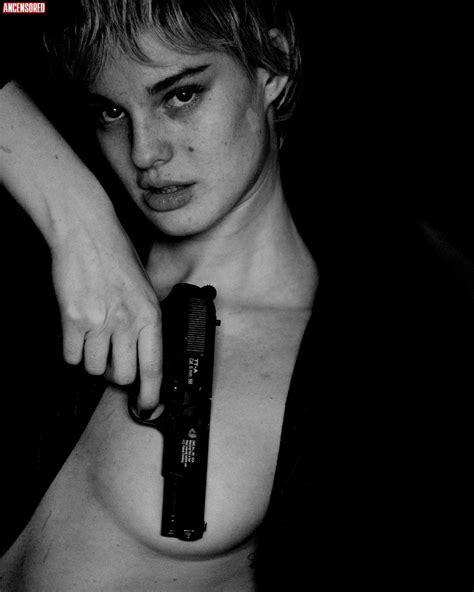 Naked Izabel Eydlen Added By Charlipon
