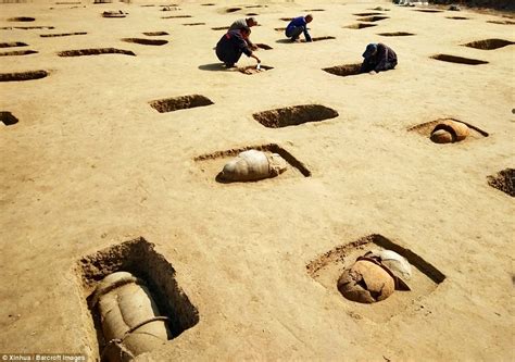 Chinese Experts Discover 113 Ancient Human Remains Buried In Household