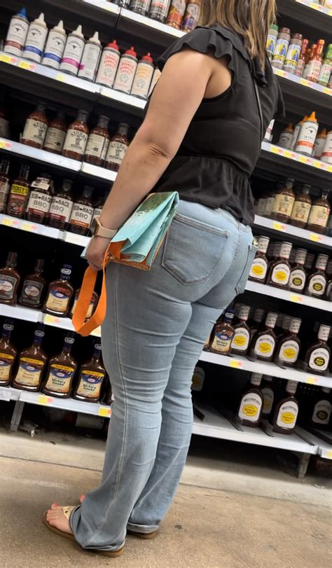Thick Bbw In Blue Jeans Tight Jeans Forum