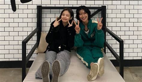 Blackpink S Jennie Visits The Set Of Squid Game And Snaps A Photo