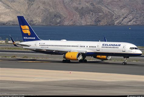 Tf Isr Icelandair Boeing Wl Photo By Adolfo Bento De Urqu A