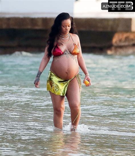 Rihanna Sexy Seen Showing Off Her Tits In A Bikini Top At The Beach In Barbados Aznude