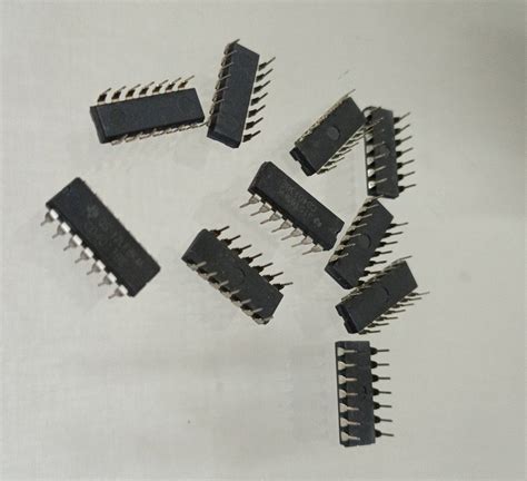 14 Pins Electronic Integrated Circuits at Rs 18/piece in Pune | ID ...